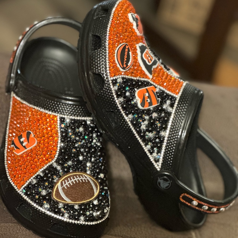 Crocs - Custom - Picture 2 of 5